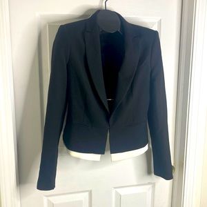 BCBG MaxAzria Black Spencer Blazer white trim Padded Shoulders Sz M Poly Blend